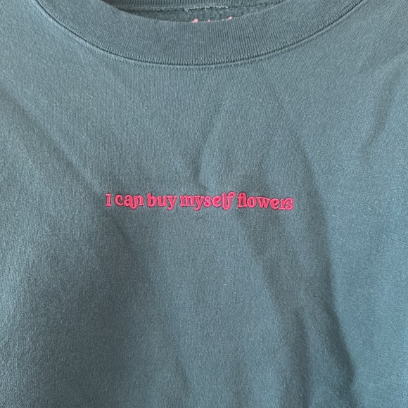 Graphic Sweatshirt - Picture 2 of 7